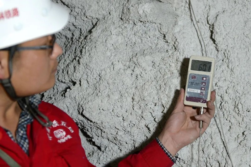 1645751847413148.jpg 640.jpg